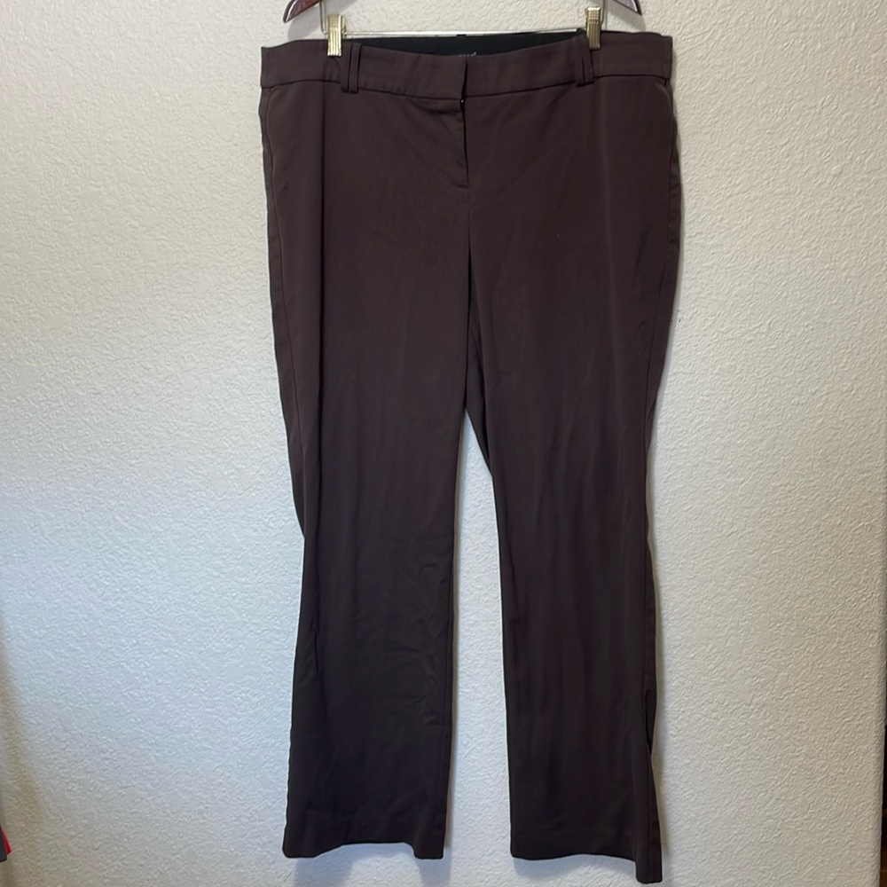 Maurice's Women's Brown Pants. Good Condition. Size 18 R.